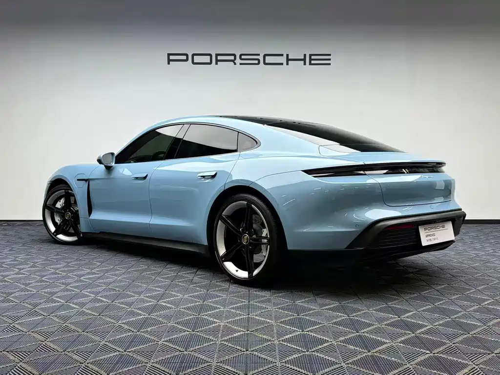 Porsche Taycan — миниатюра 16