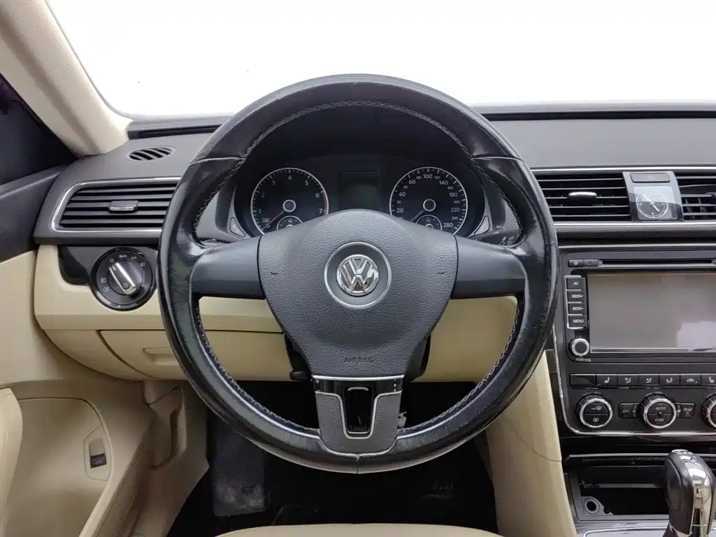 Volkswagen Passat — миниатюра 11
