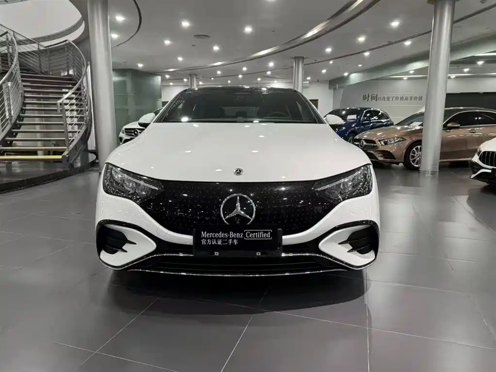 Mercedes-Benz EQE — миниатюра 8
