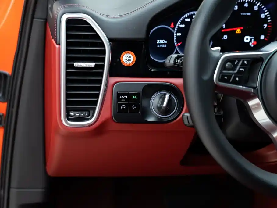Porsche Cayenne — миниатюра 20