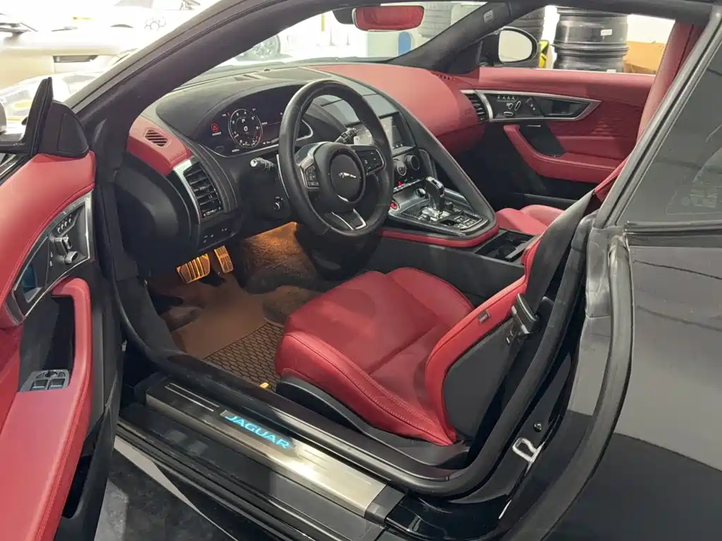 Jaguar F-TYPE — миниатюра 9