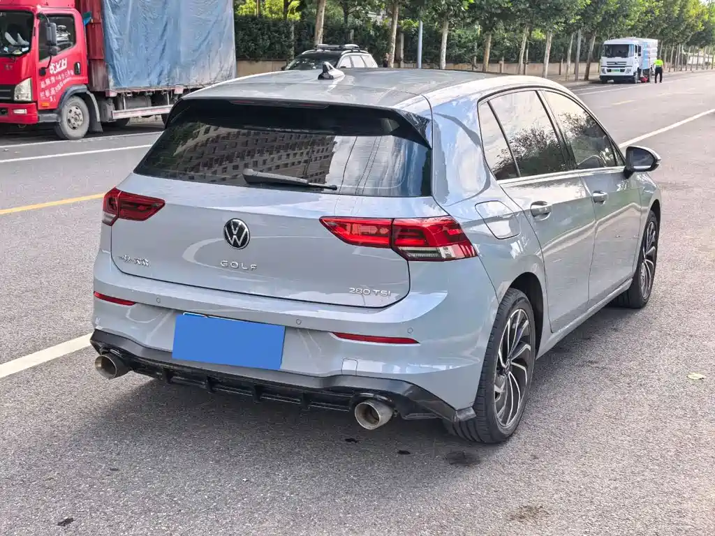 Volkswagen Golf — миниатюра 10