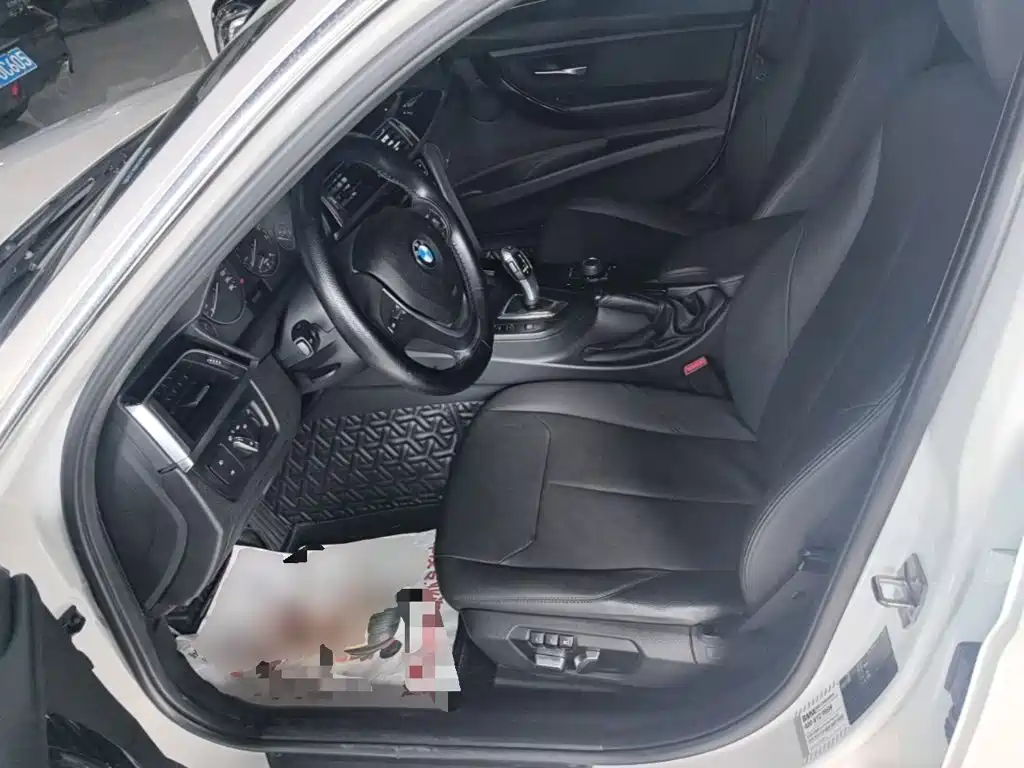 BMW 3 Series — миниатюра 14