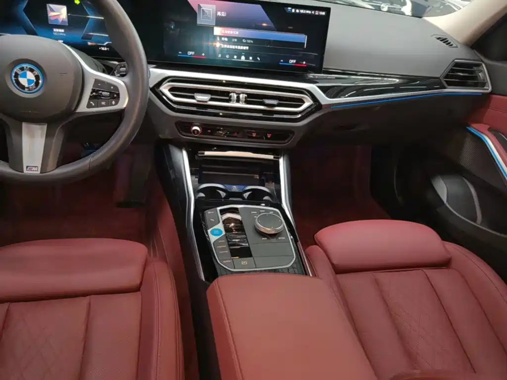 BMW i3 2022 — фото 13