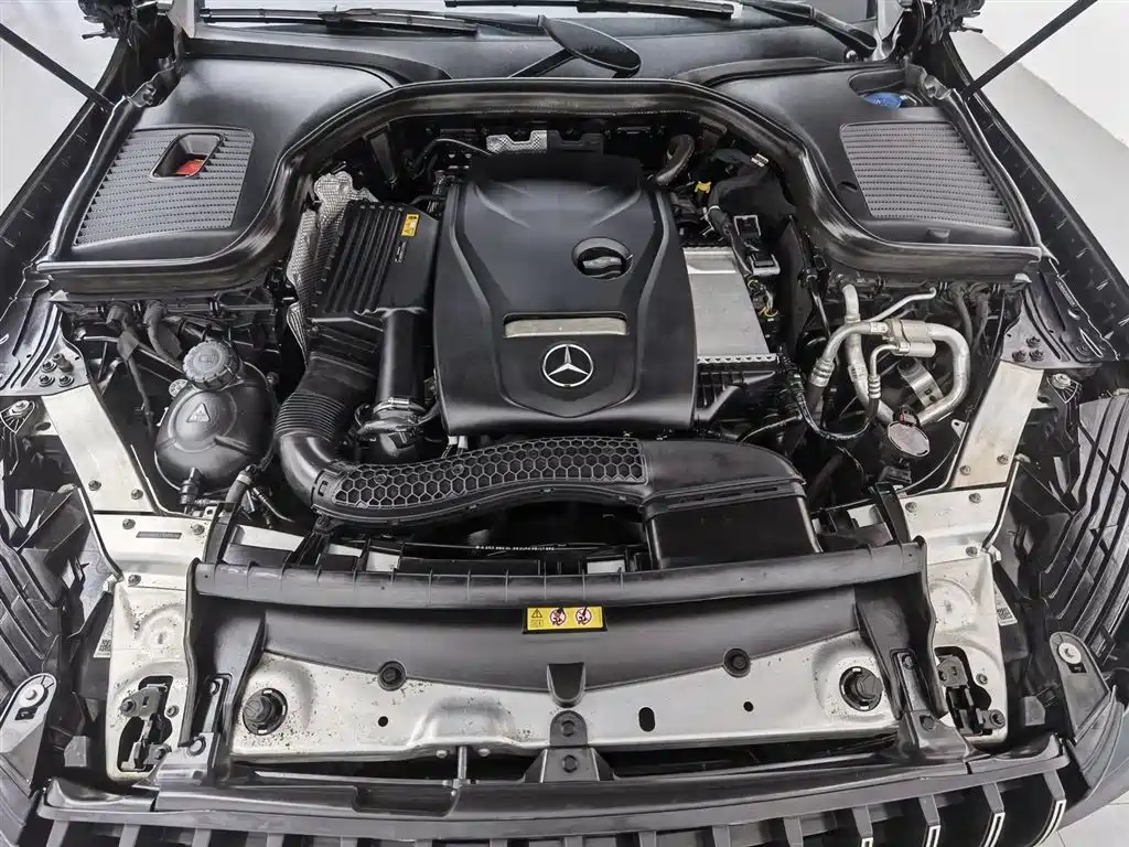 Mercedes-Benz GLC 2018 GLC 200 4MATIC SUV