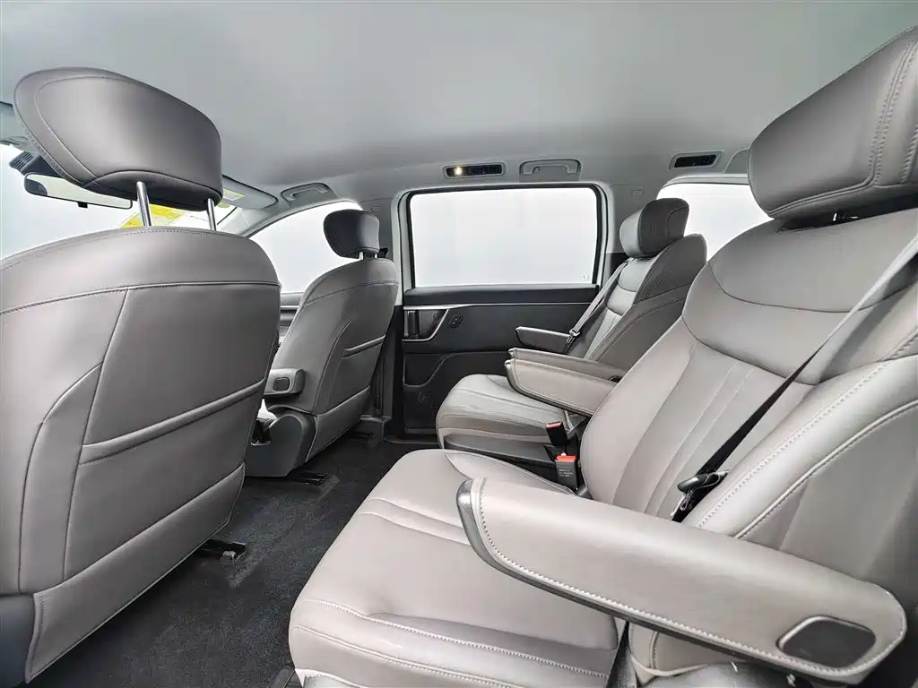 SAIC MAXUS EVERYONE 7