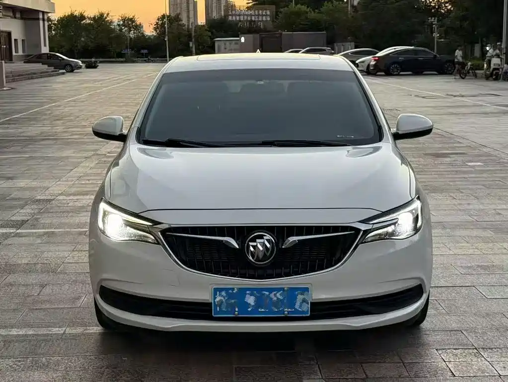 Buick Excelle — миниатюра 2
