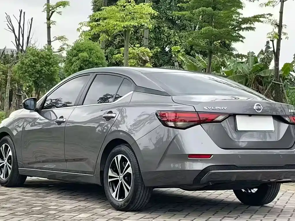 Nissan Sylphy — миниатюра 8