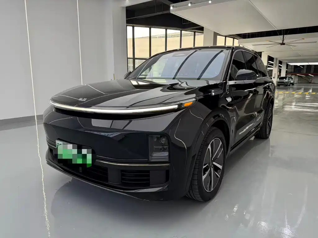 Li Auto L8