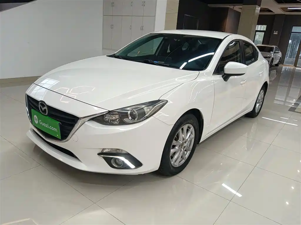 Mazda 3 Axela 2016