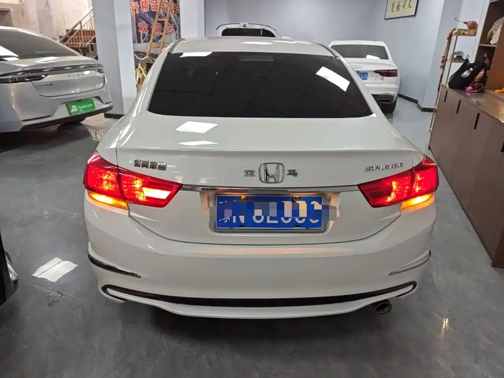 Honda Spirior — миниатюра 6