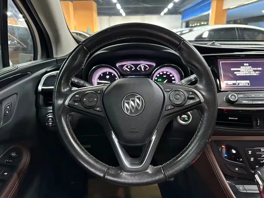 Buick Envision Plus — миниатюра 10