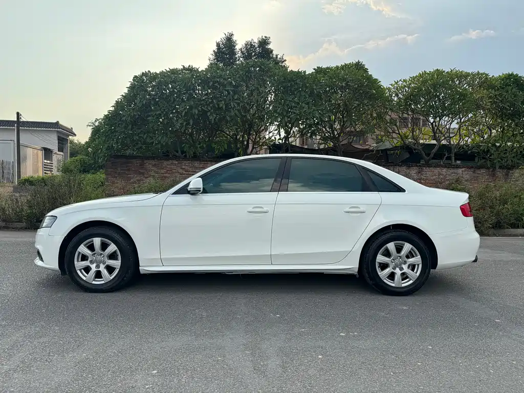 Audi A4L — миниатюра 23