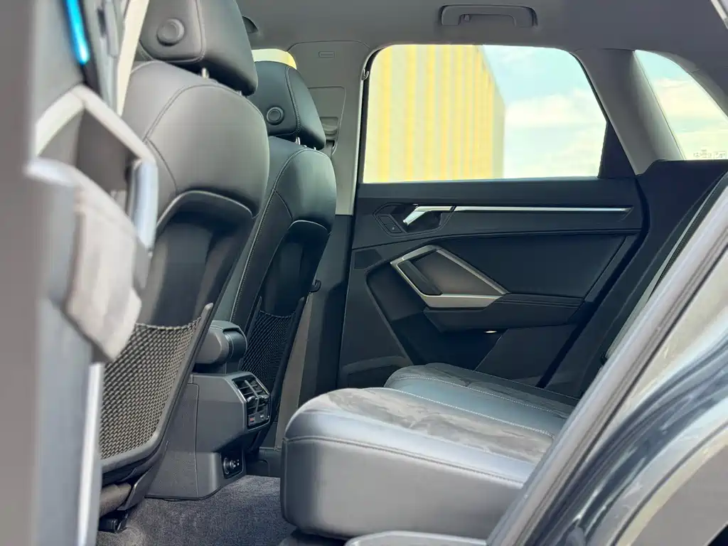 Audi Q3 — миниатюра 5