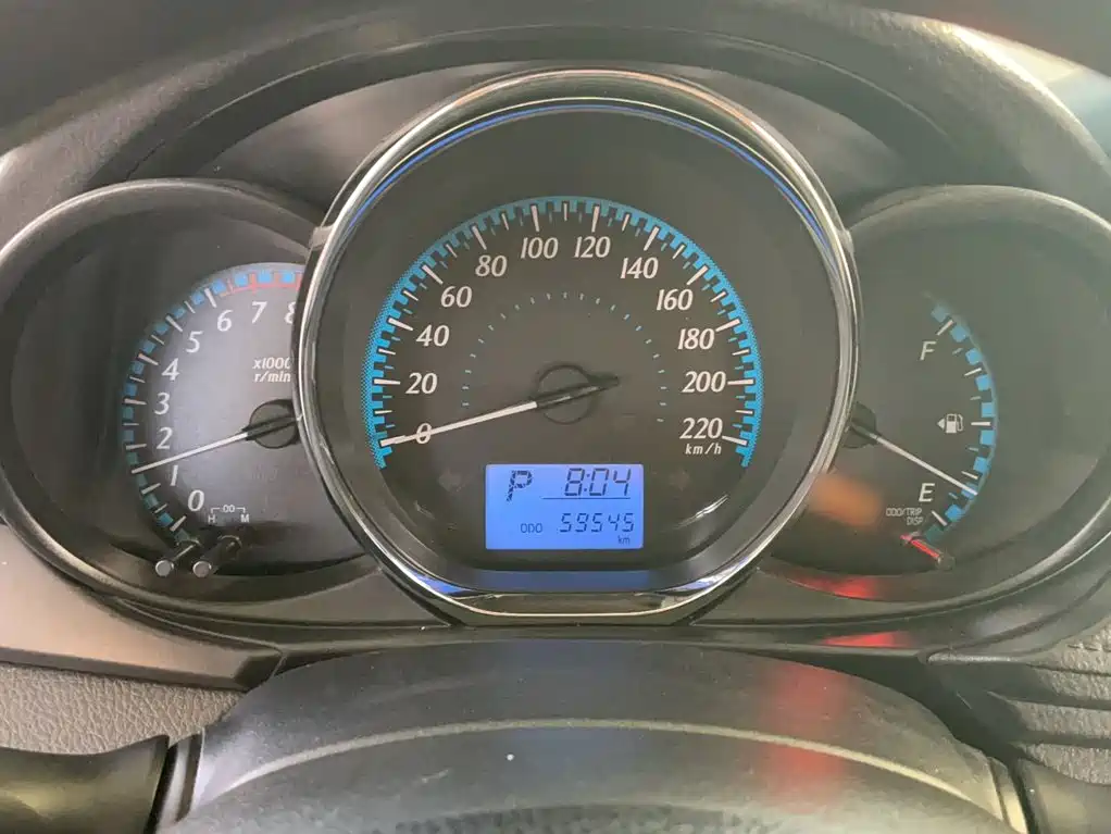 Toyota Yaris L — миниатюра 4