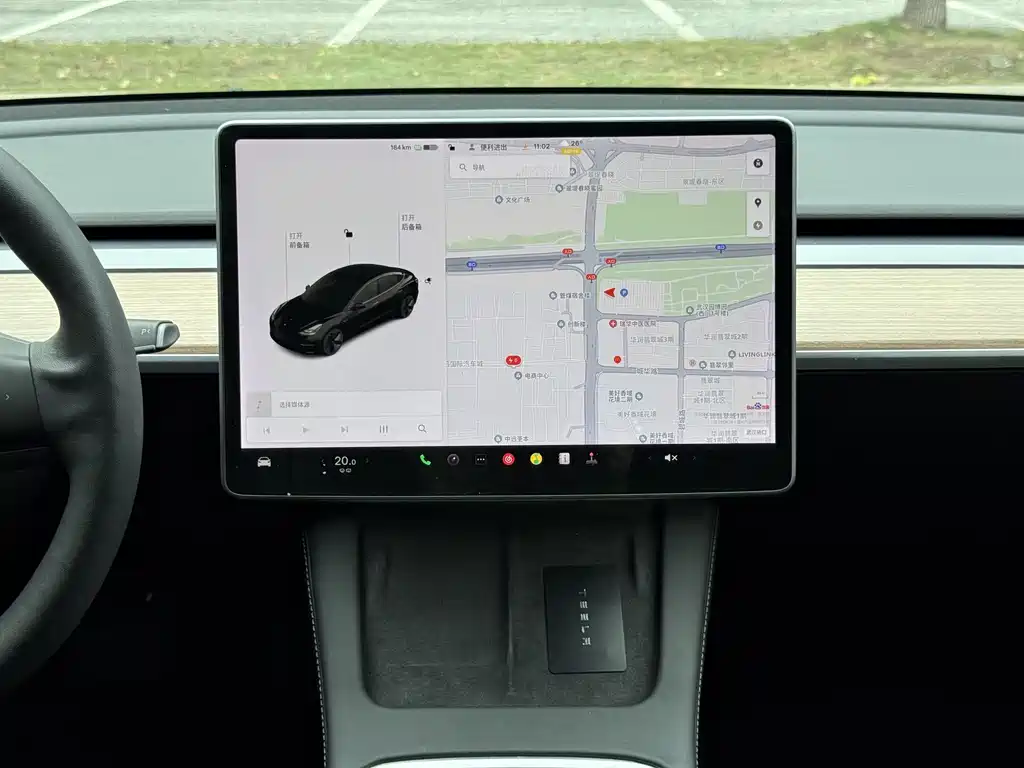 Tesla Model 3 — миниатюра 16