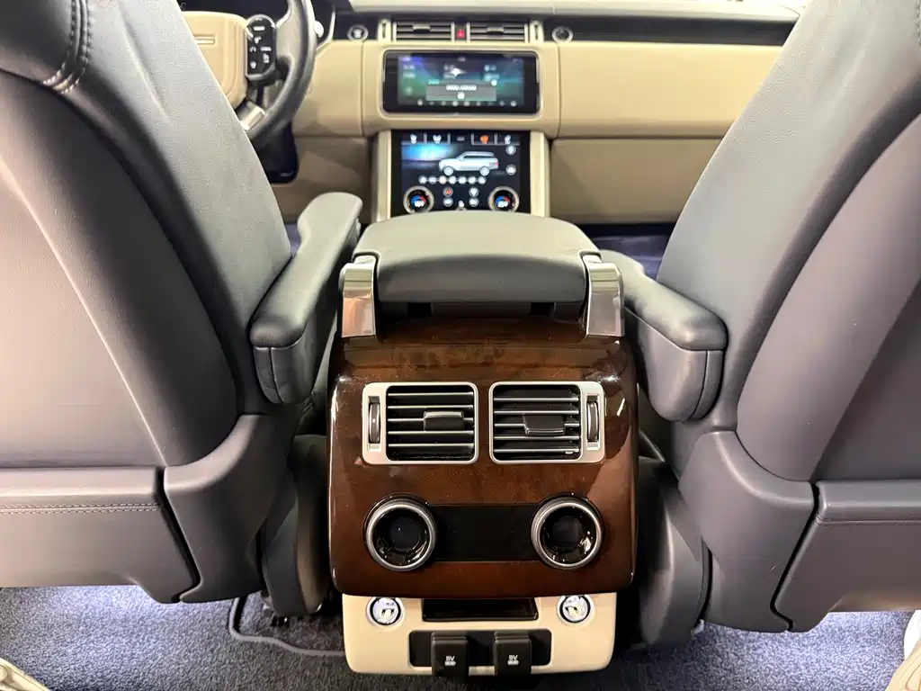 Land Rover Range Rover — миниатюра 18