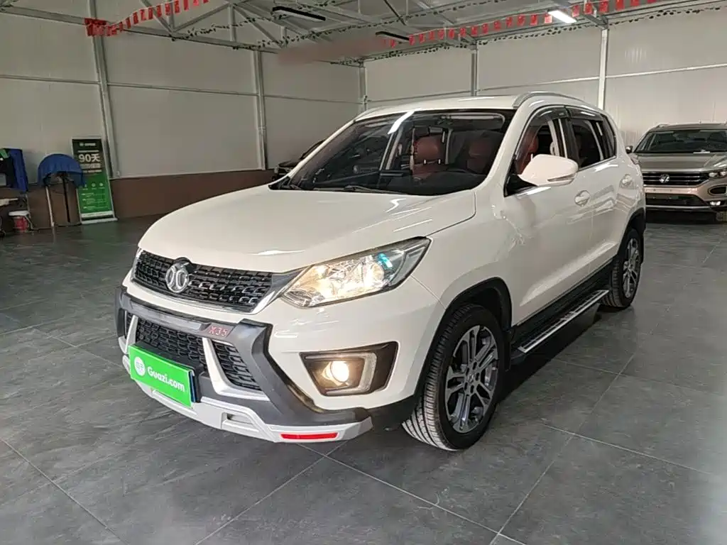 BAIC Senova X35 — миниатюра 2