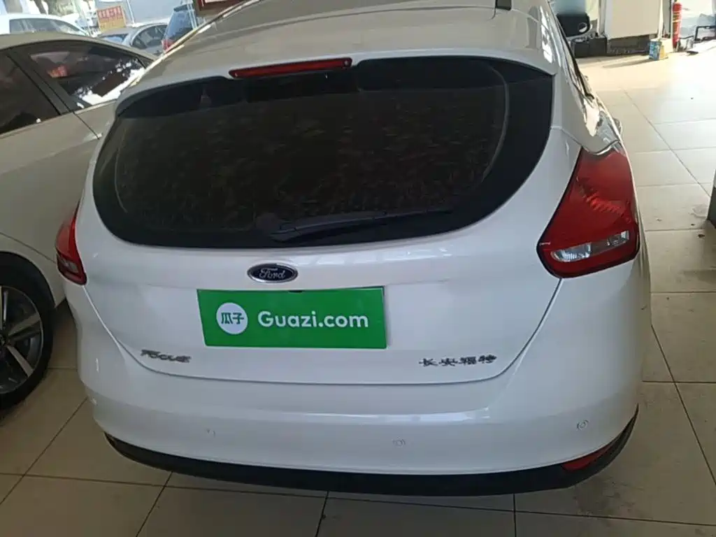 Ford Focus — миниатюра 6