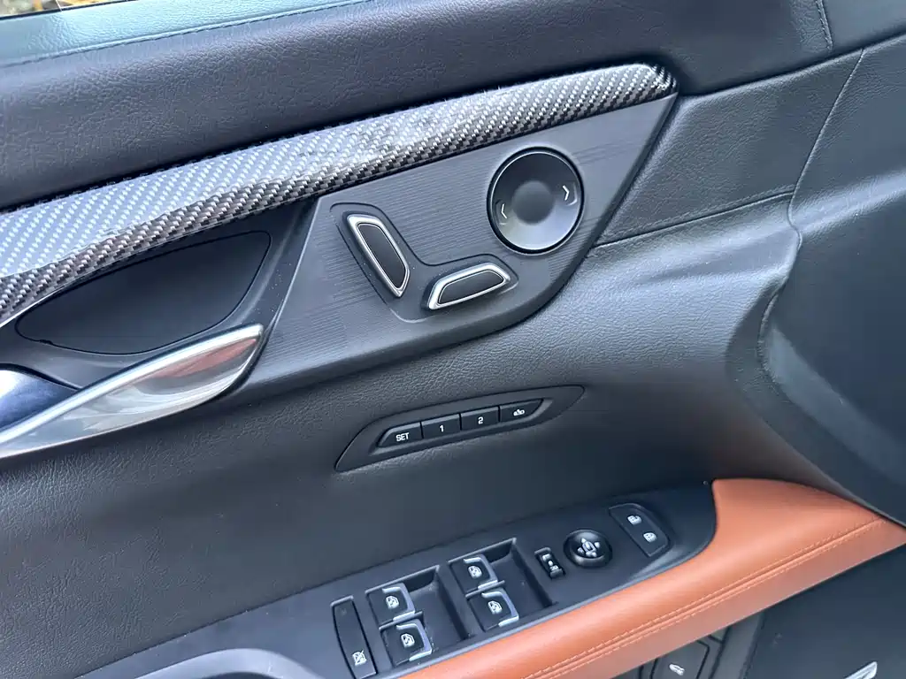 Cadillac CT6 — миниатюра 10