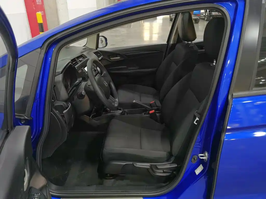 Honda Fit — миниатюра 10
