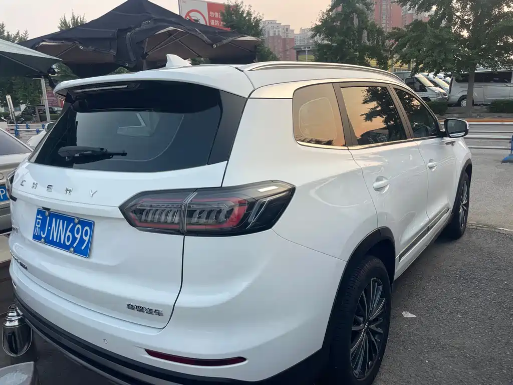 Chery 8 PLUS 2022 290TGDI DCT +