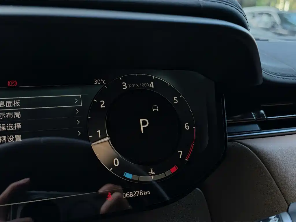 Land Rover Sport — миниатюра 7