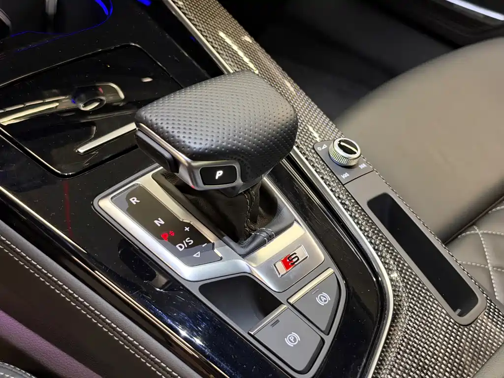 Audi S4 — миниатюра 12