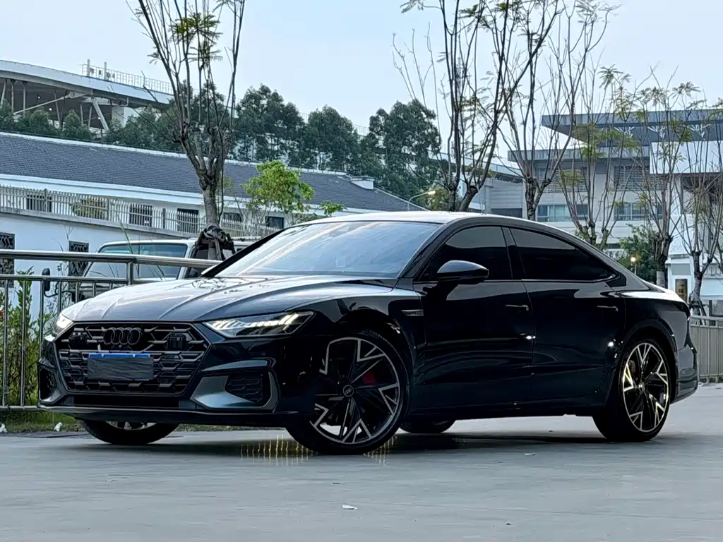 Audi A7L