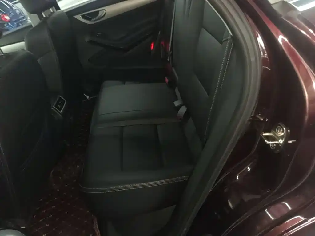 Zotye Zotye SR7 — миниатюра 17