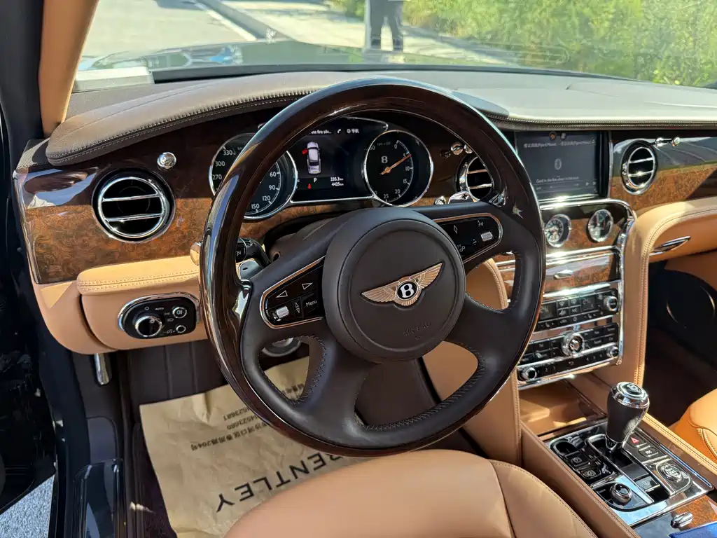 Bentley Mulsanne — миниатюра 12