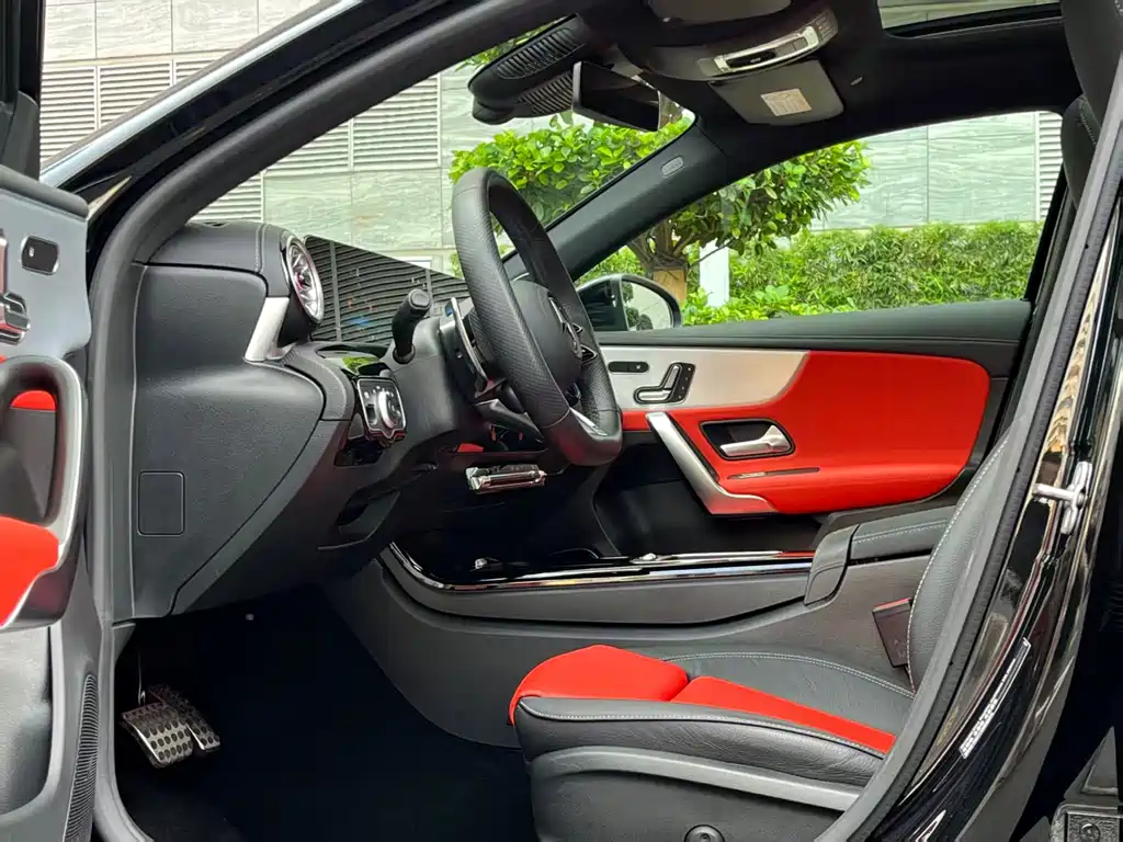 Mercedes-Benz A-Class AMG (Import) — миниатюра 8