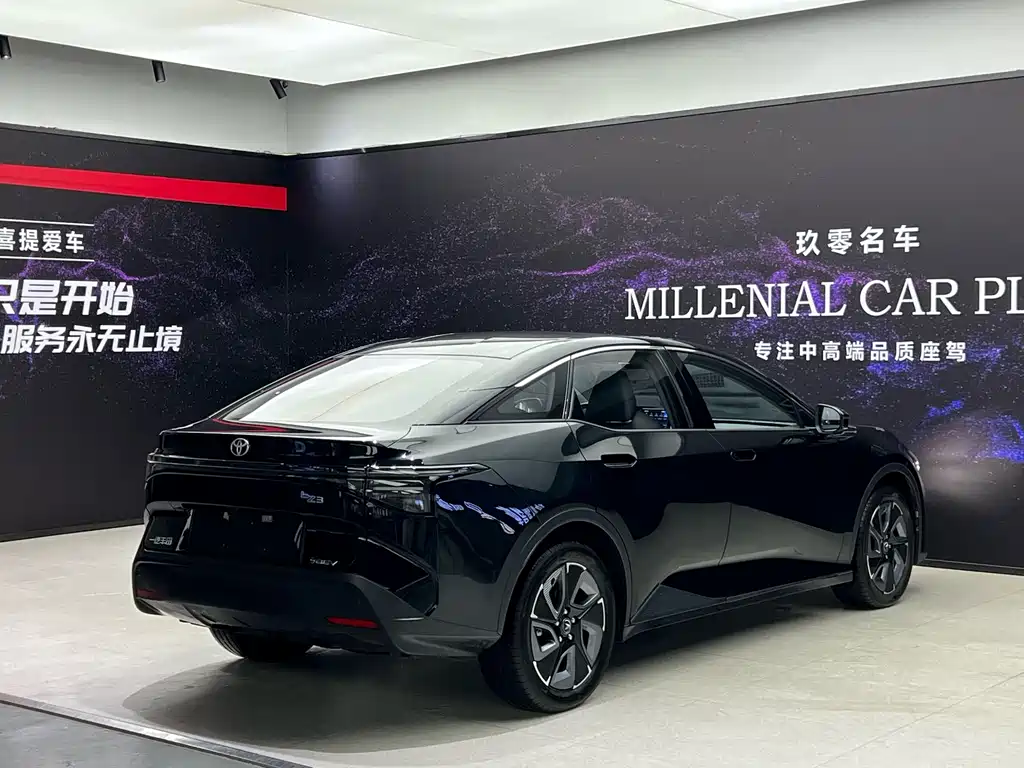 Toyota bZ3 — миниатюра 6
