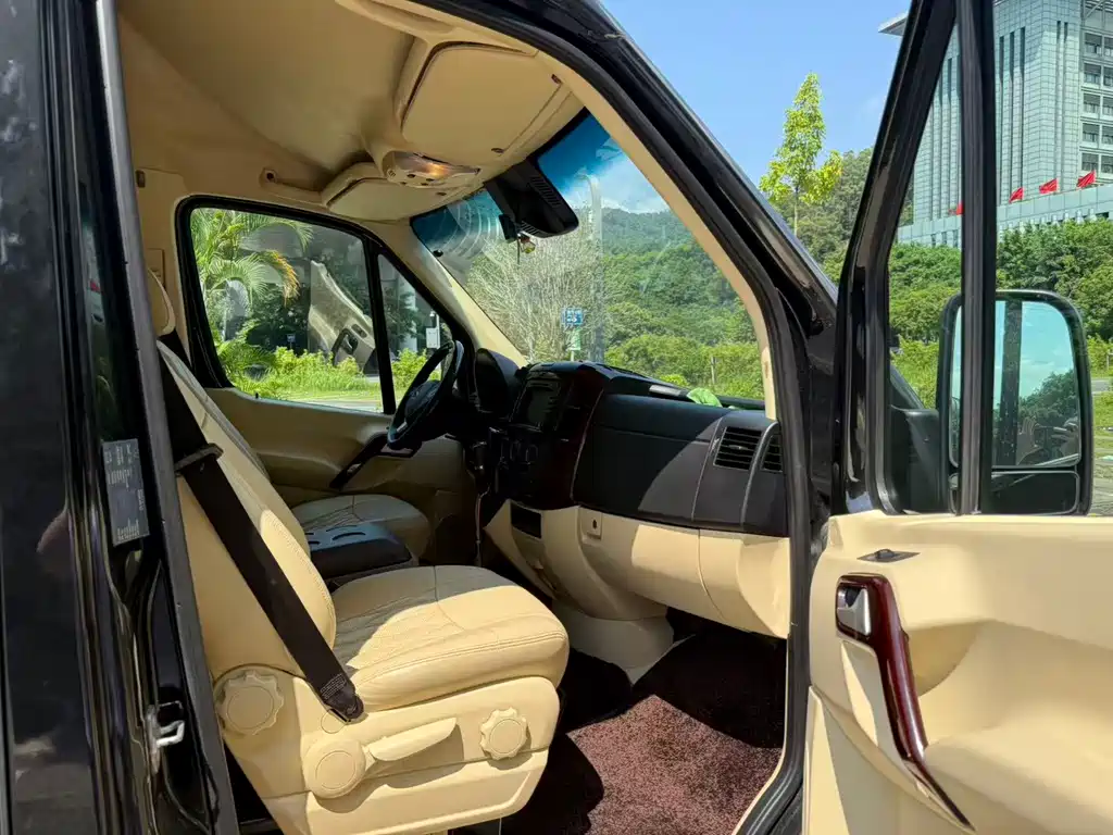Mercedes-Benz Sprinter — миниатюра 4