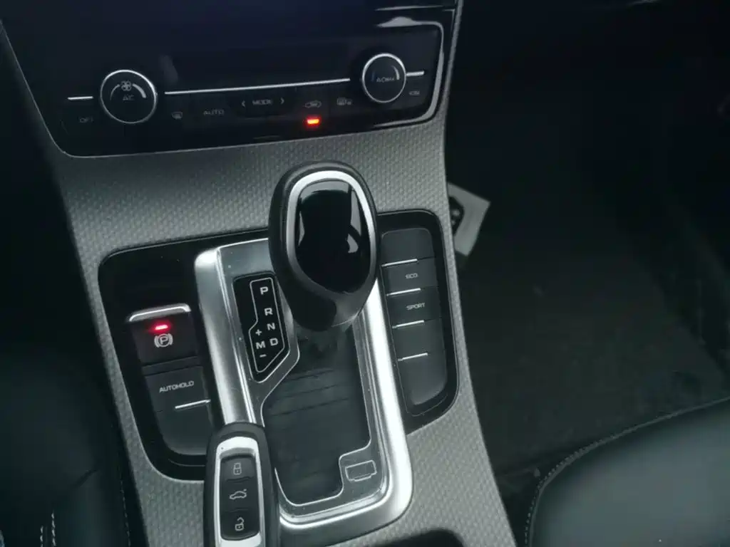 Geely Emgrand GS — миниатюра 14