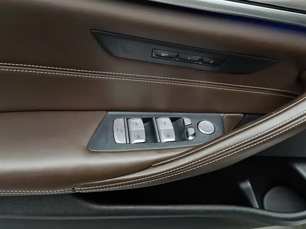 BMW 5 Series 5 2020 530Le Luxury