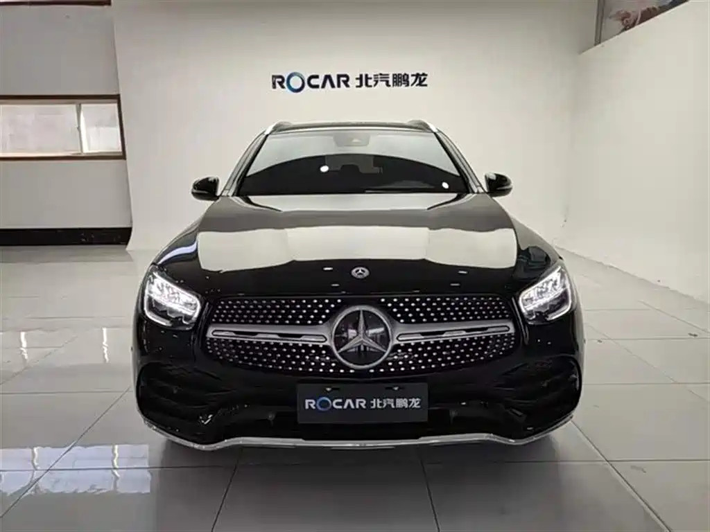 MERCEDES-BENZ GLC