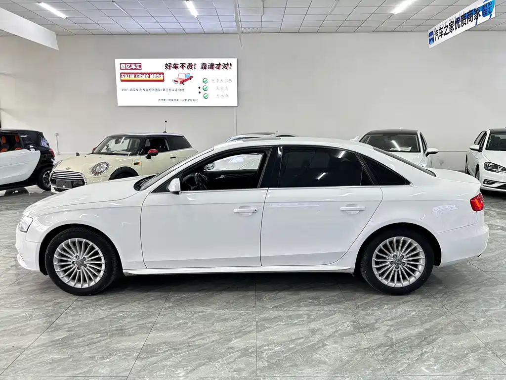Audi A4L 2015 35 TFSI AT Comfort