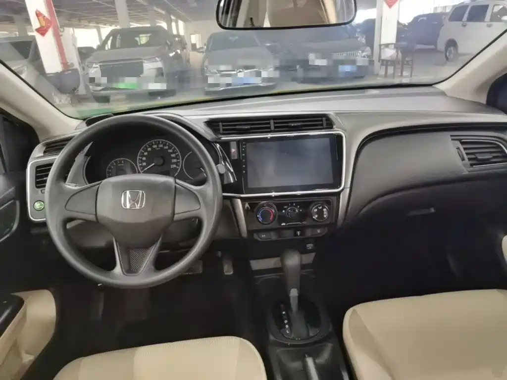 Honda City — миниатюра 10