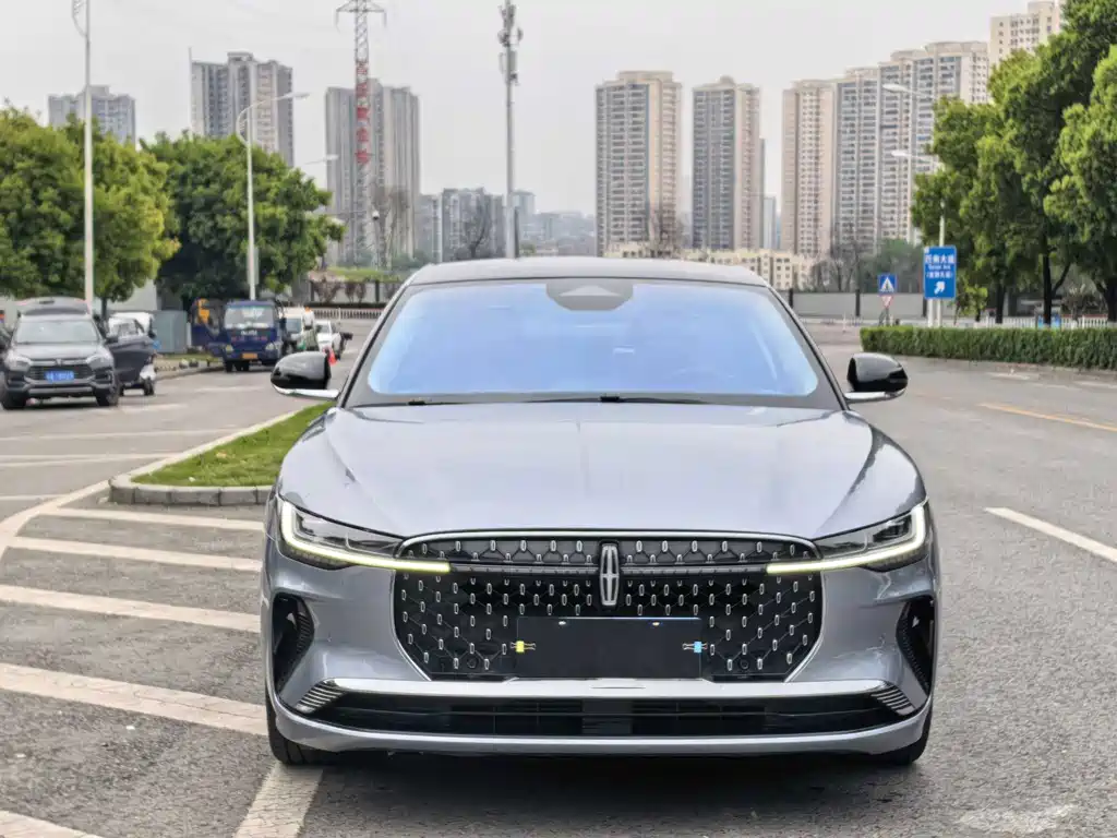 Lincoln Z — миниатюра 2