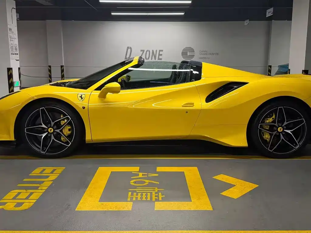 Ferrari 488 — миниатюра 8