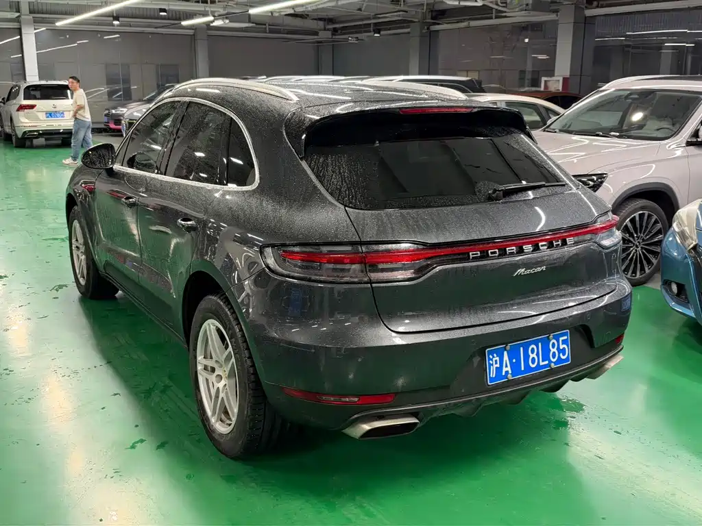 Porsche Macan — миниатюра 4