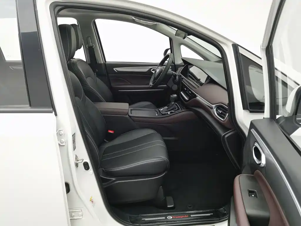GAC Motor Trumpchi M6 — миниатюра 23