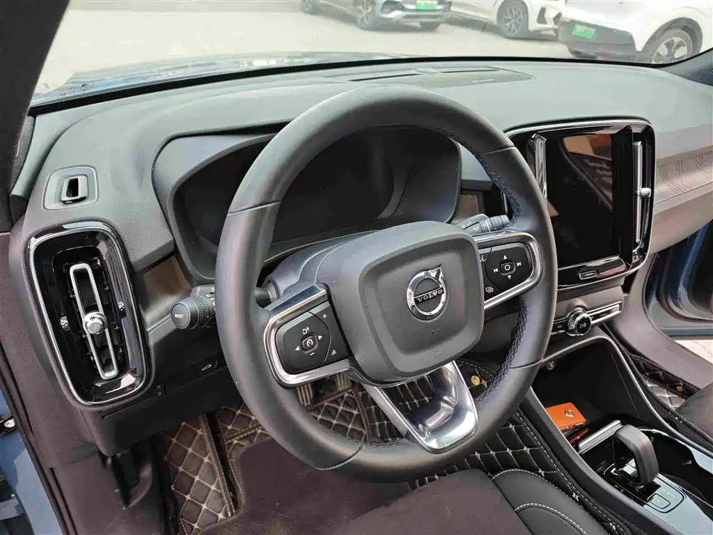 Volvo C40 — миниатюра 13