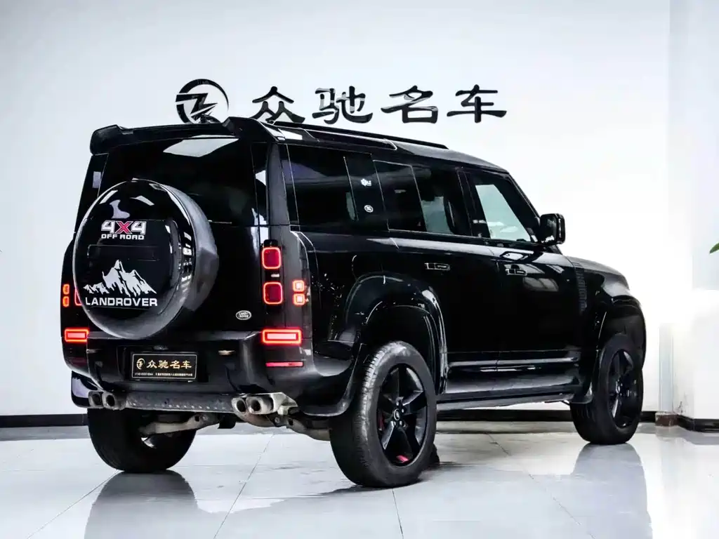 Land Rover Defender — миниатюра 10