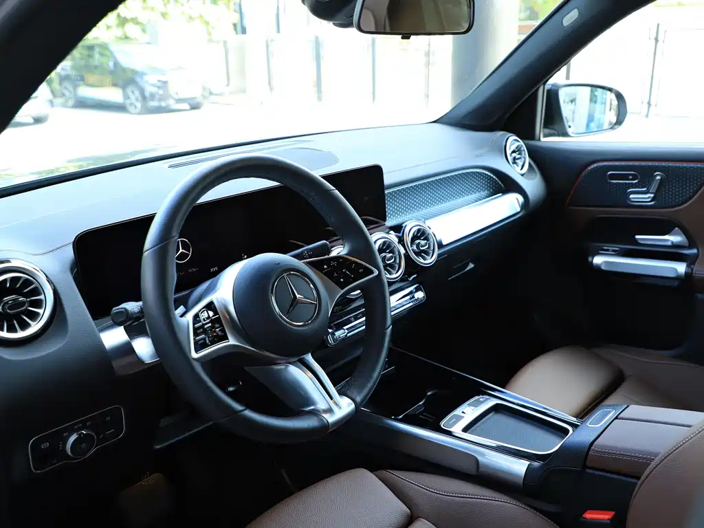 Mercedes-Benz GLB — миниатюра 5