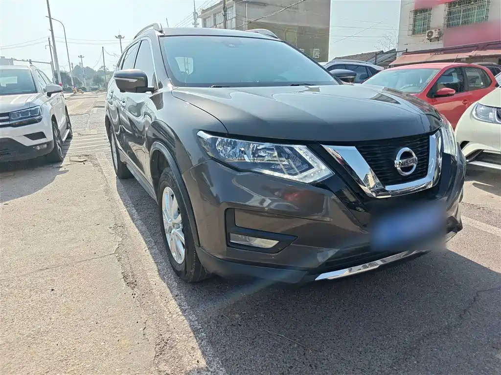 NISSAN QIJUN