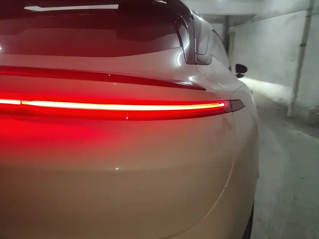 Zeekr 007GT — миниатюра 8