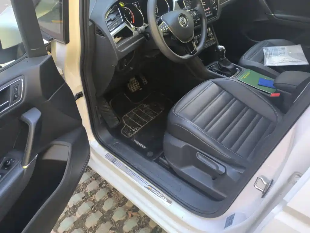 Volkswagen Touran — миниатюра 12