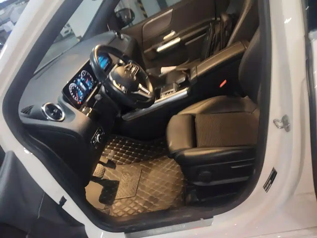 Mercedes-Benz B-Class — миниатюра 20